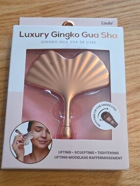 Luxury Gingko Gua Sha - Rose Gold Facial Sculpting Tool